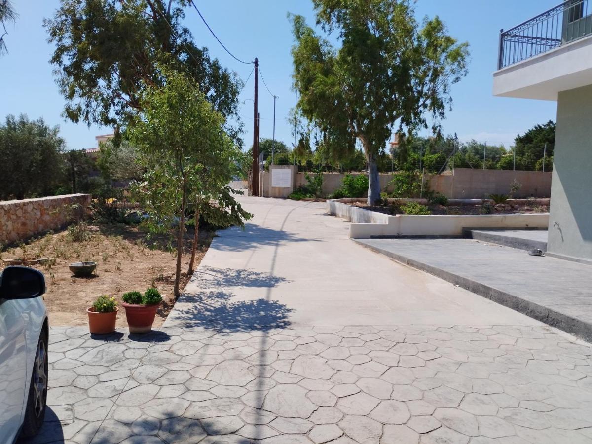 Apartamento Coastal Garden Getaway Vári Exterior foto