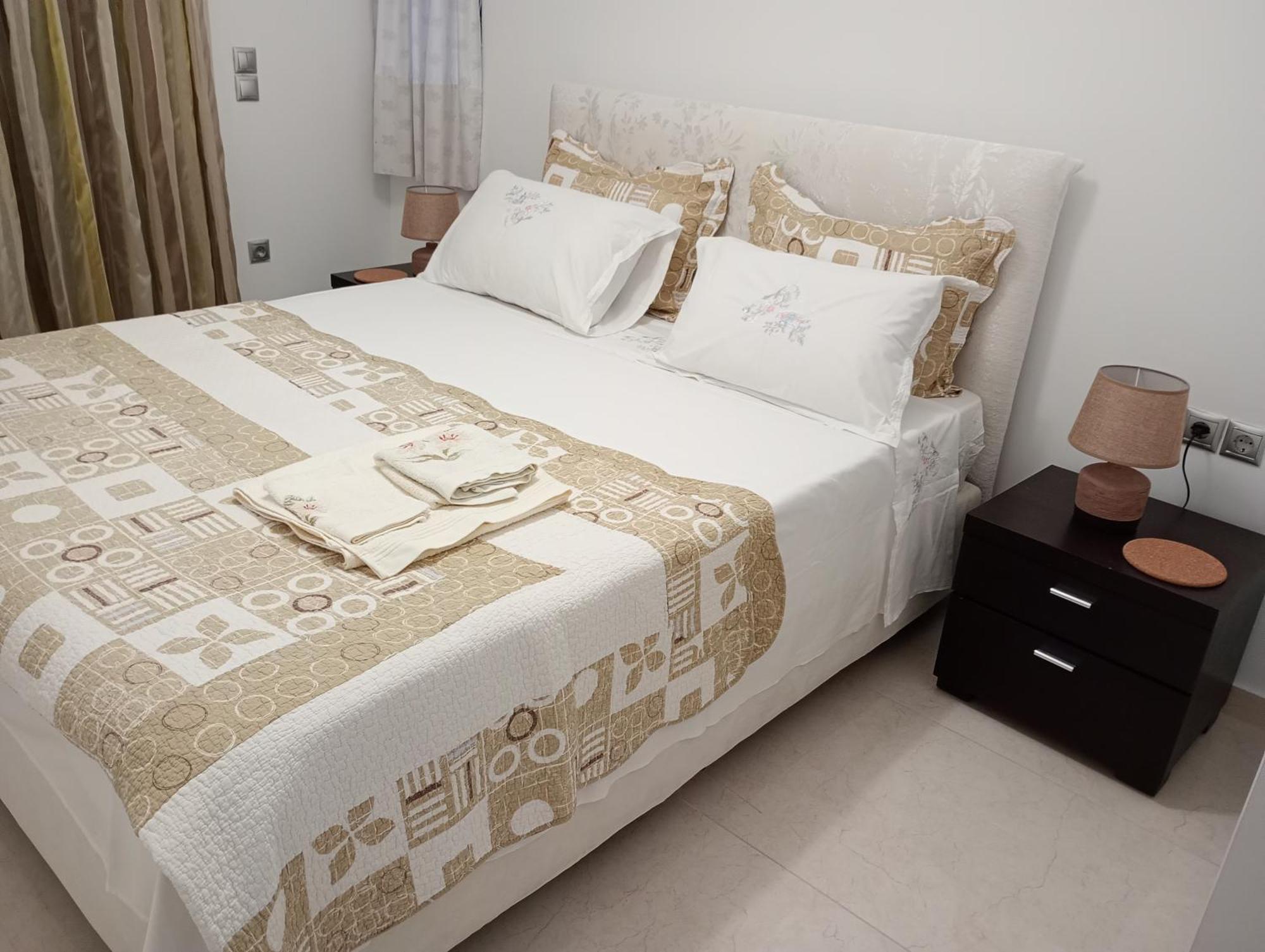 Apartamento Coastal Garden Getaway Vári Exterior foto